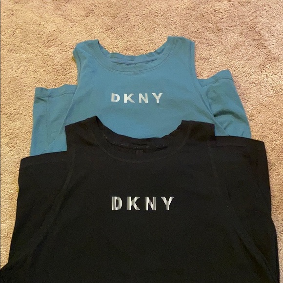 Dkny Tops - DKNY tank bundle